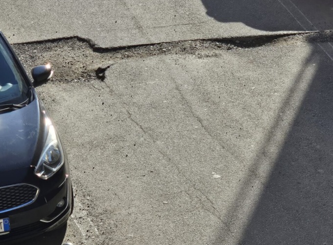 Buche,  «pugno di ferro» da parte del  Comune