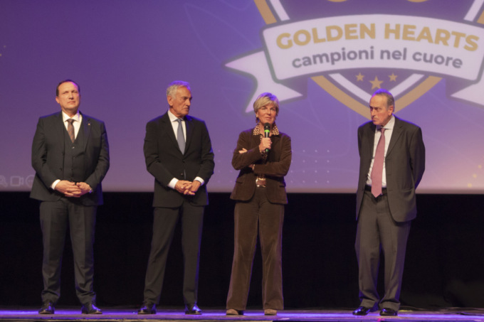 Gravina presidente Figc premia i dilettanti dal cuore d’oro