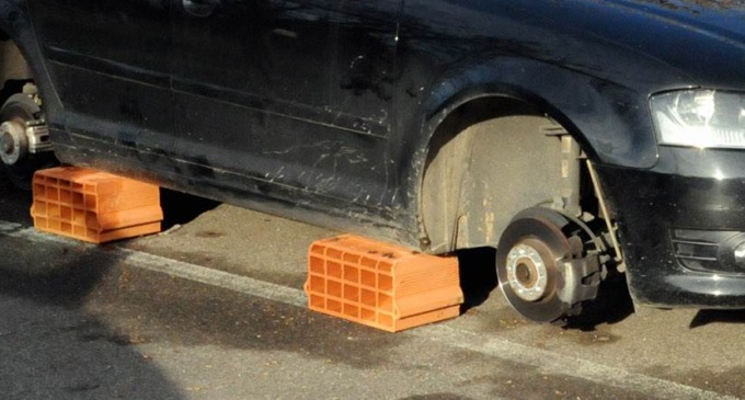 Il ladro di auto torna  a rubare ma viene «pizzicato» dai carabinieri