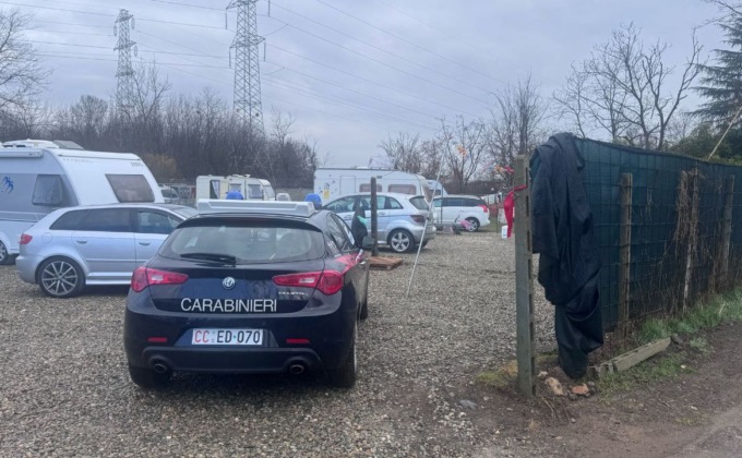 Smantellato un campo nomadi in via Moglia a Settimo Torinese