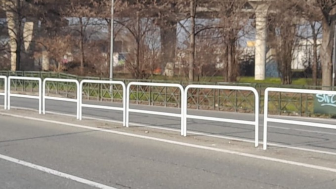 Lavori in corso a Settimo Torinese: barriere, marciapiedi, aiuole e nuovo gazebo