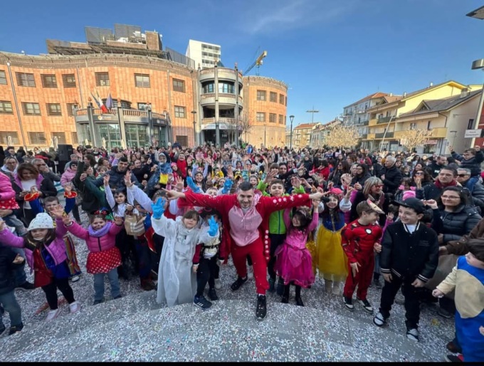 Musica e buonumore per il Carnevale dei bambini in piazza Campidoglio
