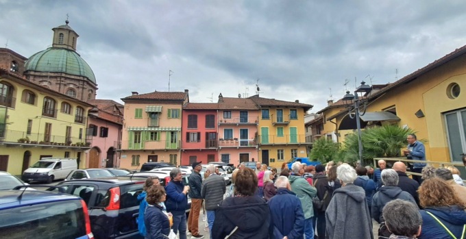 Gassino riscopre la sua storia: successo per la passeggiata culturale del FAI