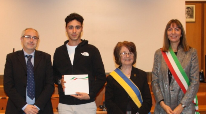 Federico, a 18 anni è in lizza per il titolo di Alfiere del Lavoro: San Mauro tifa per lui