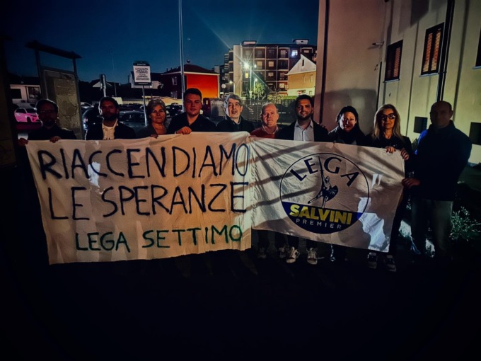 “Centro al buio”: la Lega di Settimo in strada per protestare contro i disservizi
