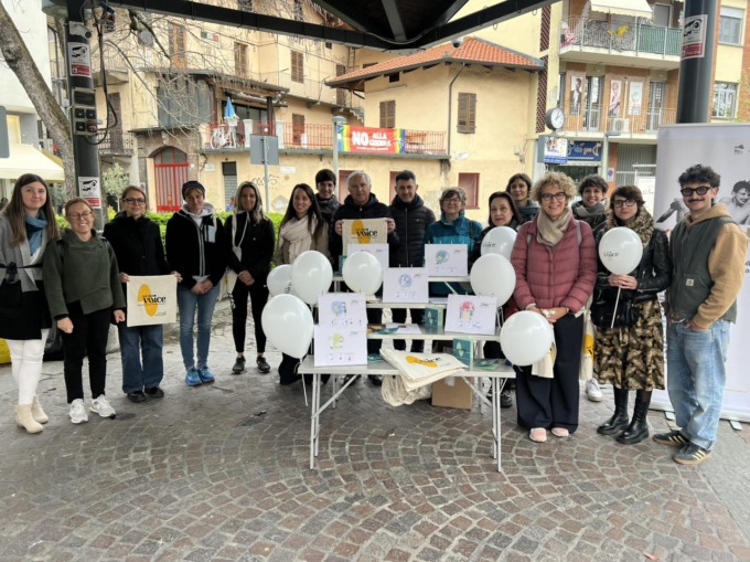 Inclusione e comunicazione: il progetto “Noi siamo Voice” coinvolge i commercianti