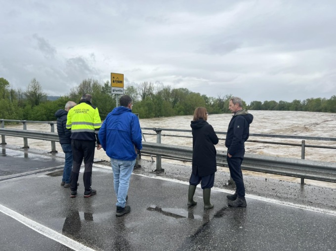 Maltempo, torna la normalità: riaperto il ponte sul Po a Settimo, emergenza rientrata anche a San Mauro