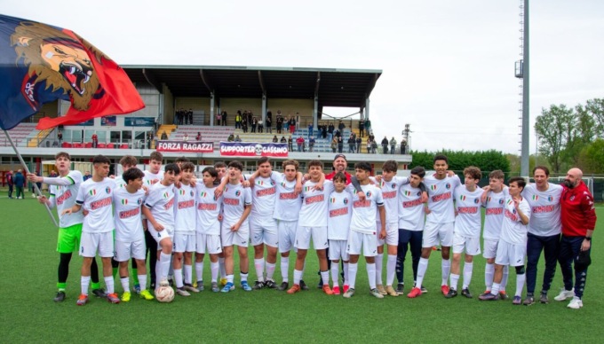 I Giovanissimi U15 del Gassino FC campioni provinciali: storica promozione ai Regionali