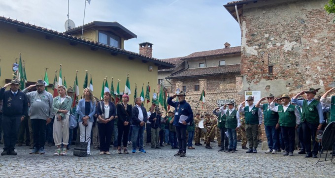 Tradizione, comunità e memoria: Rivalba ha celebrato i 65 anni dei suoi Alpini