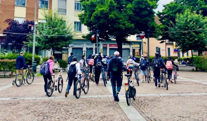 Bike to School a Settimo, al via il progetto che porta gli studenti a scuola in bicicletta