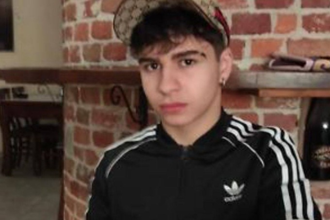 Morto a soli 14 anni a Settimo, il dolore della mamma: “Bimbo mio, torna da me”