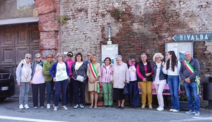 A Sciolze una nuova panchina rosa: simbolo di prevenzione e salute