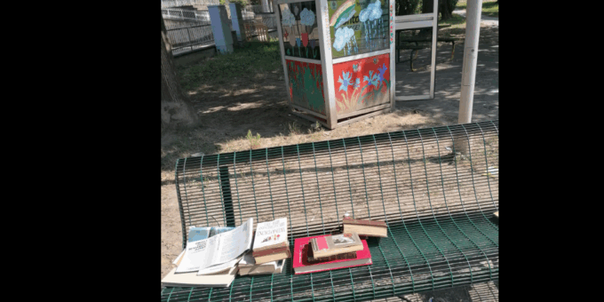San Mauro, cabina del bookcrossing “maltrattata”: scatta l’indignazione