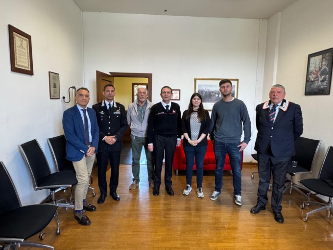 «Borello Supermercati» ha donato un gazebo   al Comando provinciale dei Carabinieri di Torino