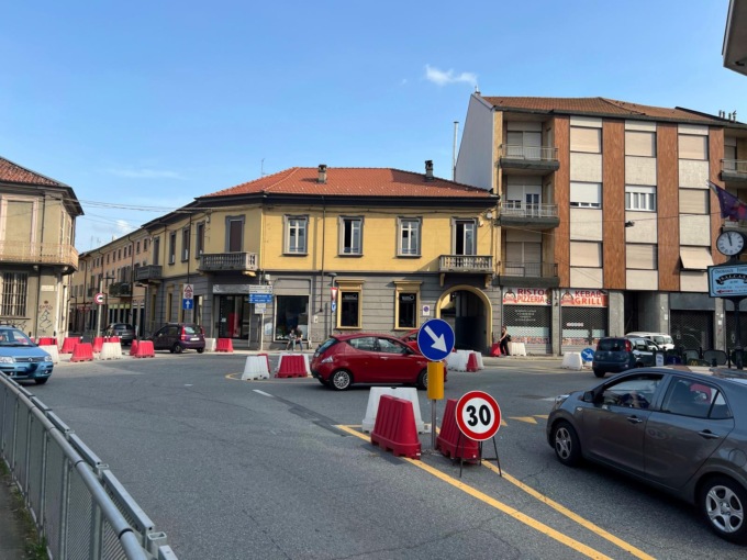 A Settimo chiude il sottopasso ferroviario: viabilità modificata