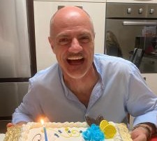 Si diploma con il 100 all’età di 54 anni: «Non bisogna mollare mai»