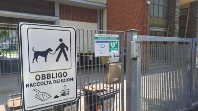 Deiezioni canine, ora la pipì va lavata