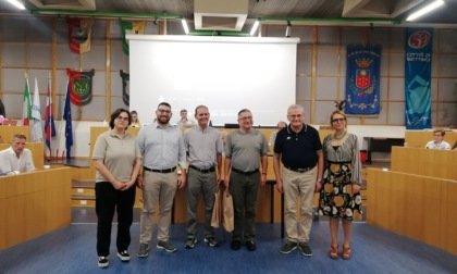 Settimo, in Consiglio comunale il saluto ai parroci