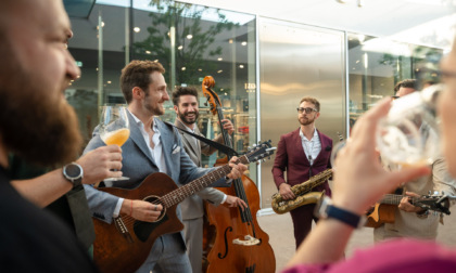 Successo per “La notte delle Birre Artigianali” a Torino Outlet Village: una serata di shopping, degustazioni del territorio e musica sotto le stelle