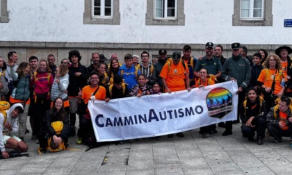 CamminAutismo 2025, la terza tappa porta il gruppo a Melide