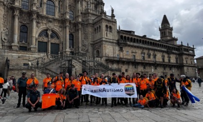 CamminAutismo 2025, il gruppo è arrivato a Santiago di Compostela
