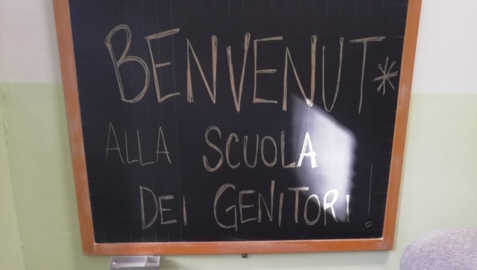 Ikea dona mobili alla “Scuola dei genitori”: un gesto concreto per la comunità