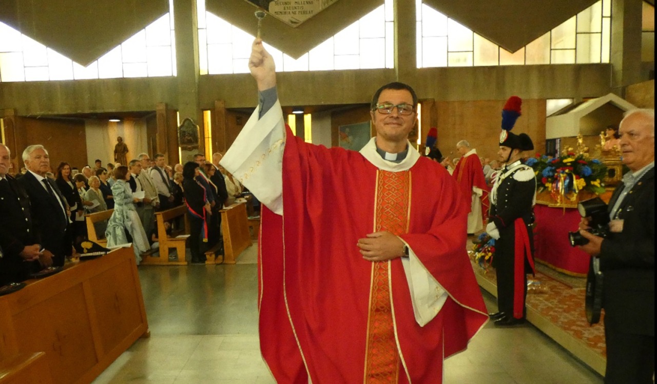 Don Antonio ai settimesi delle periferie: “Se serve verremo a prendervi in auto”