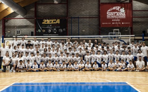 Il Sant’Anna Volley presenta la nuova stagione al PalaBurgo