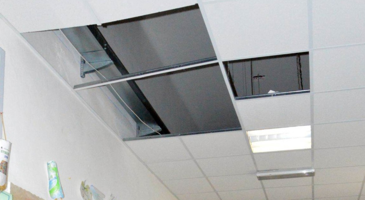 Materna di via Cascina Nuova: genitori preoccupati per il tetto: “Non siamo tranquilli”