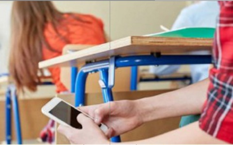 Scuola, stop ai cellulari e stretta sulla condotta: i dubbi delle presidi settimesi