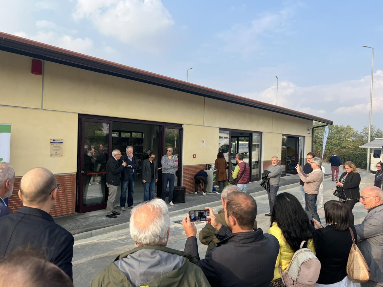 Apre il nuovo Centro del Riuso di Settimo: meno sprechi, più sostenibilità