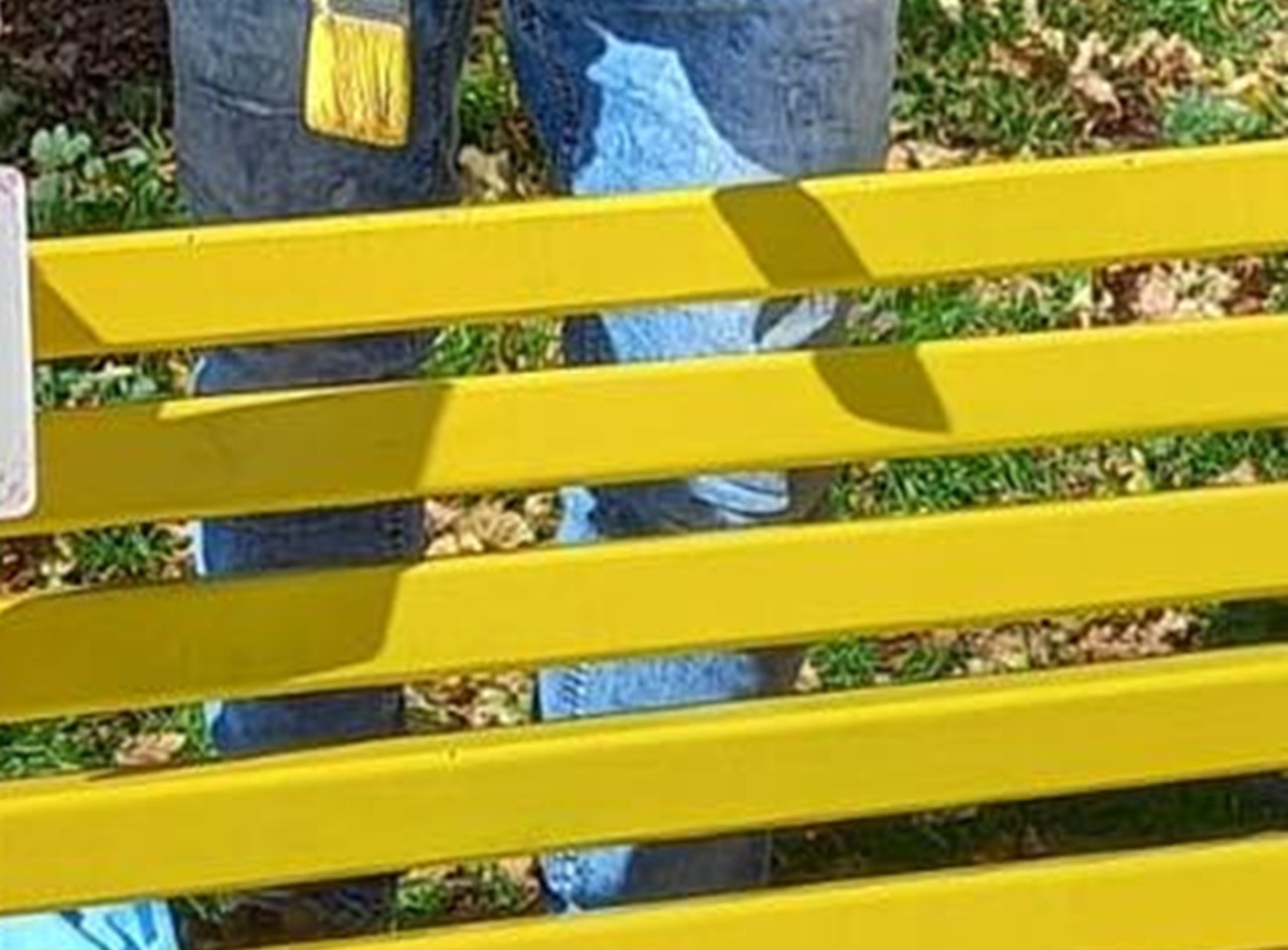 A Castiglione Torinese arriva la panchina gialla per sensibilizzare sull’endometriosi