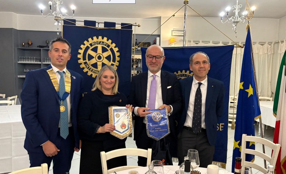 Il Rotary Club di Settimo riprende gli incontri: ospiti i vertici del Centro di Restauro della Venaria Reale