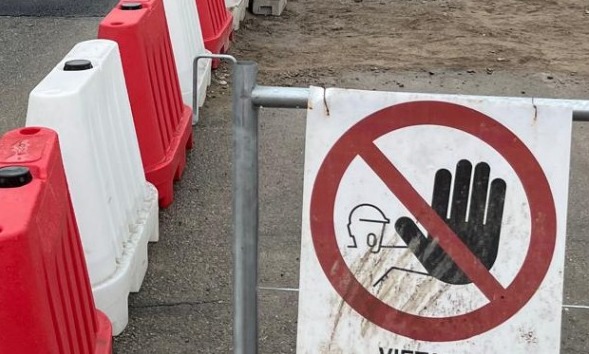 Sciolze, monta la protesta per la proroga della riapertura del ponte: Comune e opposizione chiedono risposte