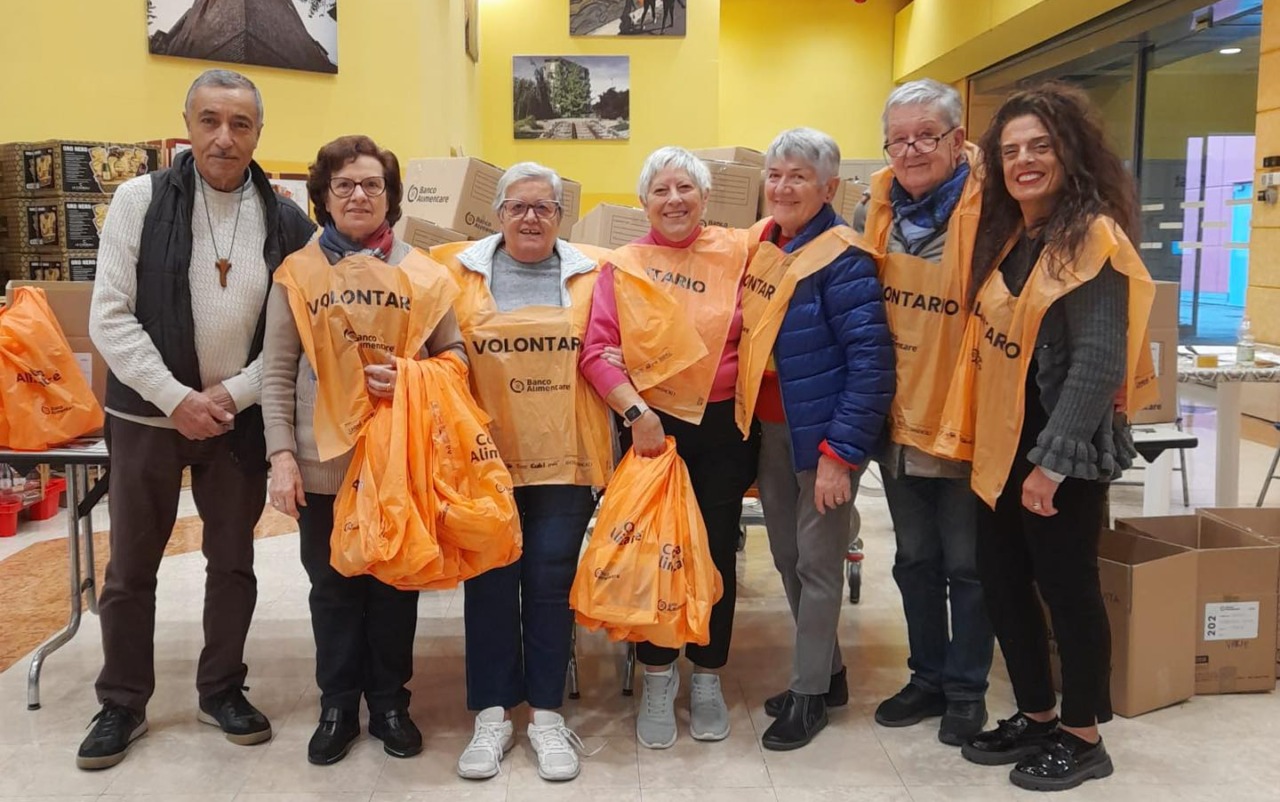 Colletta alimentare 2025 da record: boom di donazioni a Settimo e San Mauro