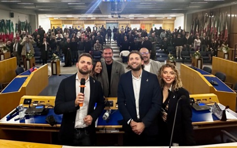 Settimo Torinese, sala consiliare gremita la serata sul “gender che (non) esiste”