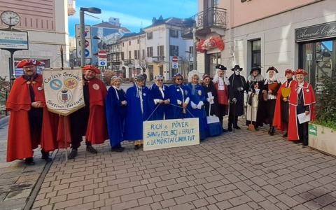 Processo alla Veja: ecco le «malefatte» dell’Amministrazione