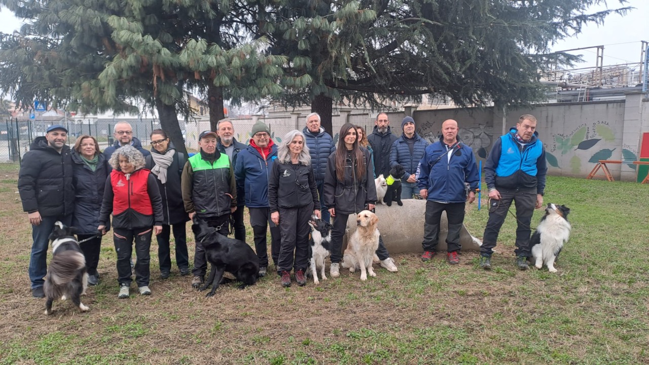 Inaugurata la nuova area cani LE FOTO