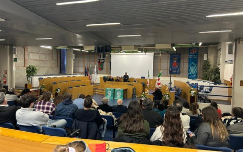 Riforma della giustizia, confronto pubblico a Settimo: sala consiliare gremita per le ragioni del NO