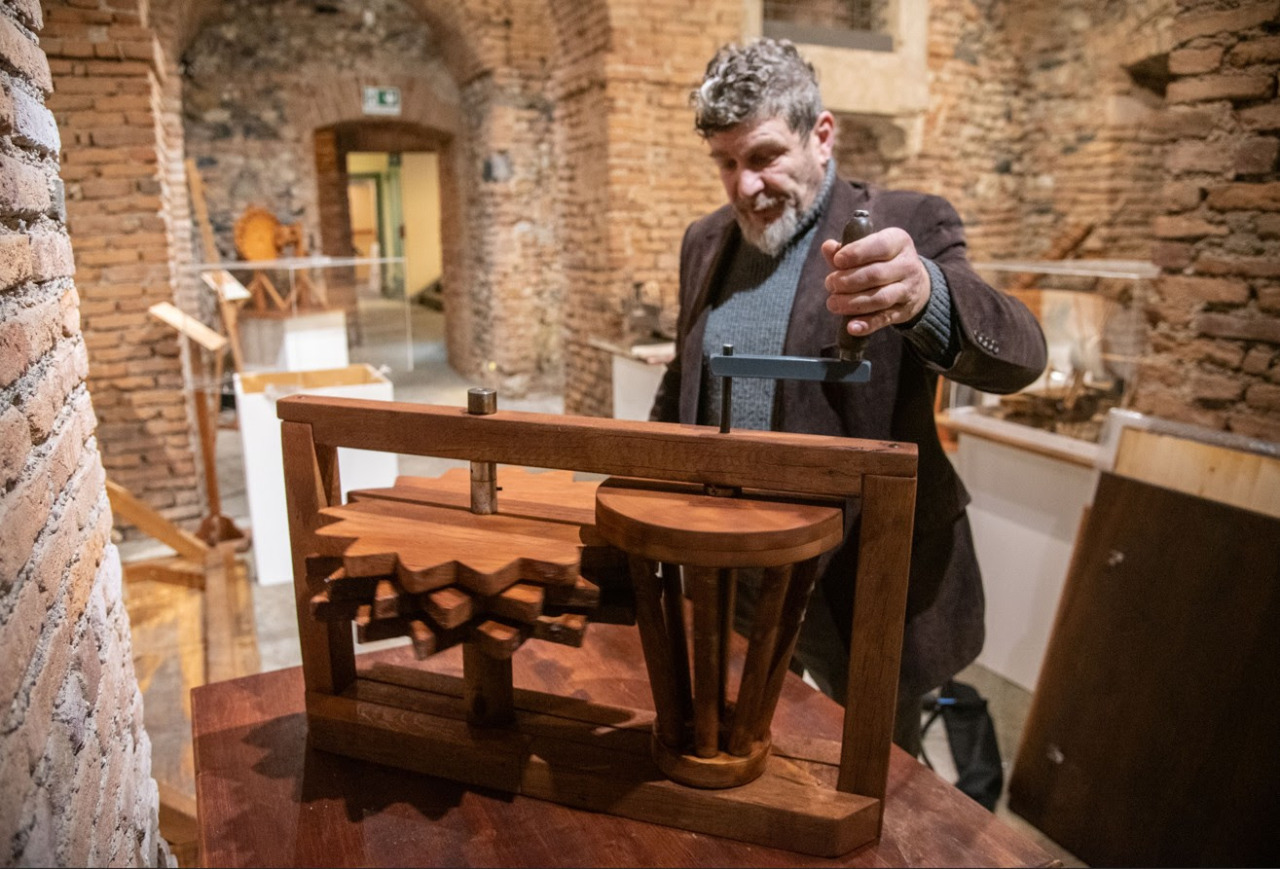 A Torino arrivano le macchine funzionanti di Leonardo da Vinci