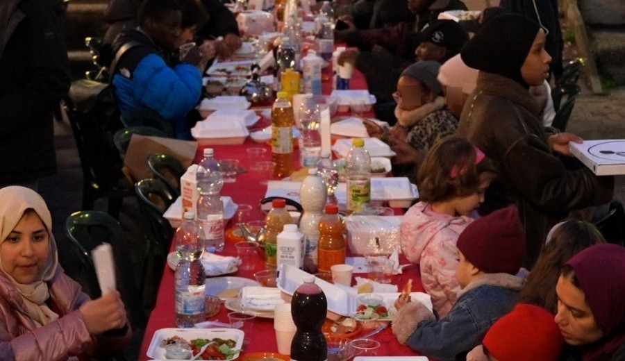 A Settimo Torinese l’Iftar di comunità: una serata di cibo e incontri tra culture