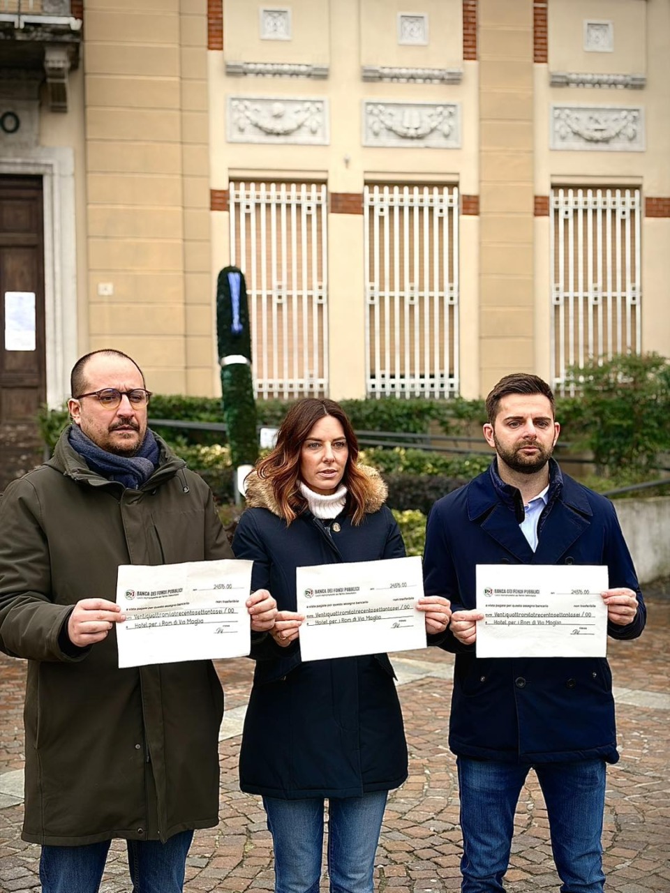 Via Moglia, Maugeri attacca: «Quei 24mila euro per gli hotel ai rom a cosa sono serviti?»