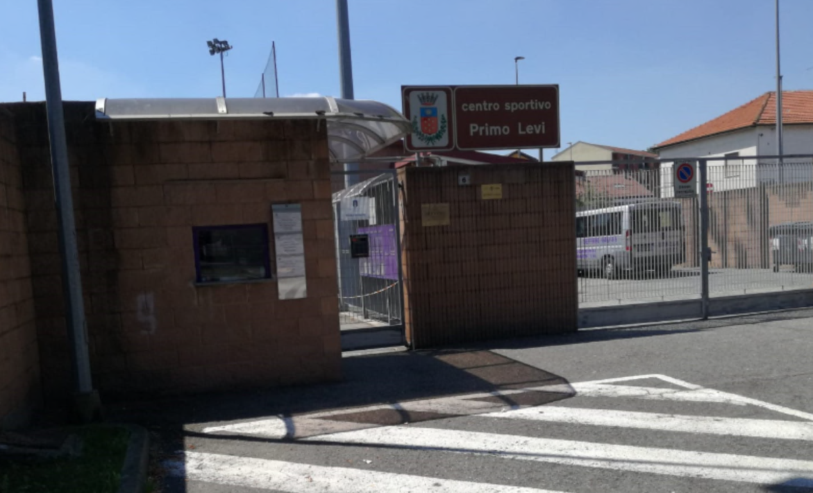 Settimo Torinese, indagine di mercato per la riqualificazione del campo da calcio del Primo Levi