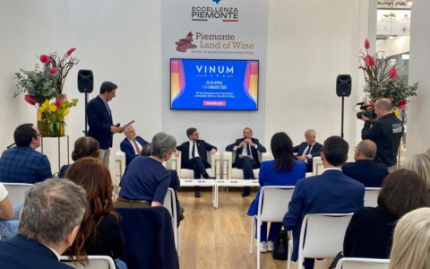 Vinum Alba 2026: al Vinitaly il lancio della 48ª edizione