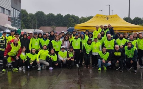 Corri San Mauro, 800 atleti sfidano la pioggia: successo per il Trofeo Argotec