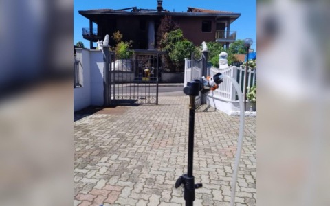 Incendio a Settimo Torinese, Arpa: “Aria tornata nella norma”
