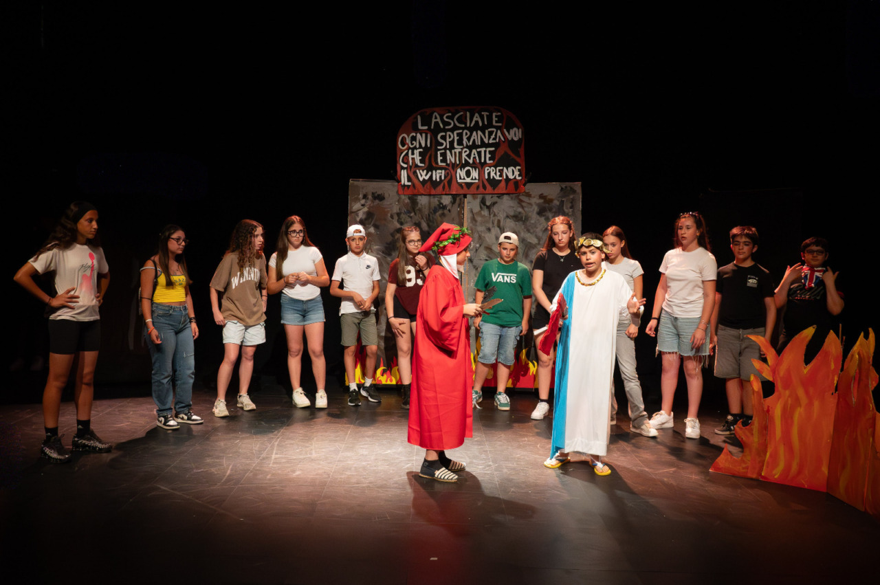 I ragazzi della Calvino portano in scena “L’Inferno di Dante”
