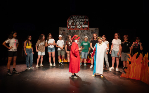 I ragazzi della Calvino portano in scena “L’Inferno di Dante”