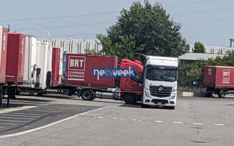 Settimo Torinese, incidente sul lavoro: muore corriere investito da un mezzo