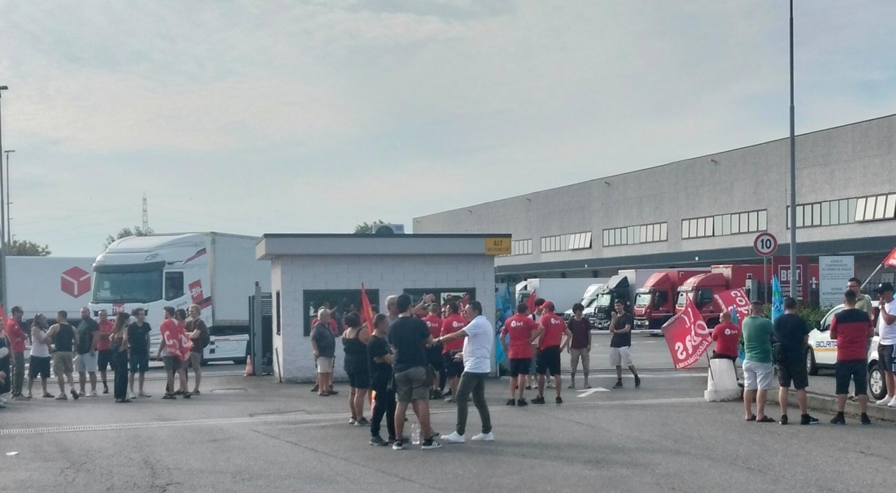 Sciopero al deposito Brt di Settimo Torinese dopo la morte dell’autista